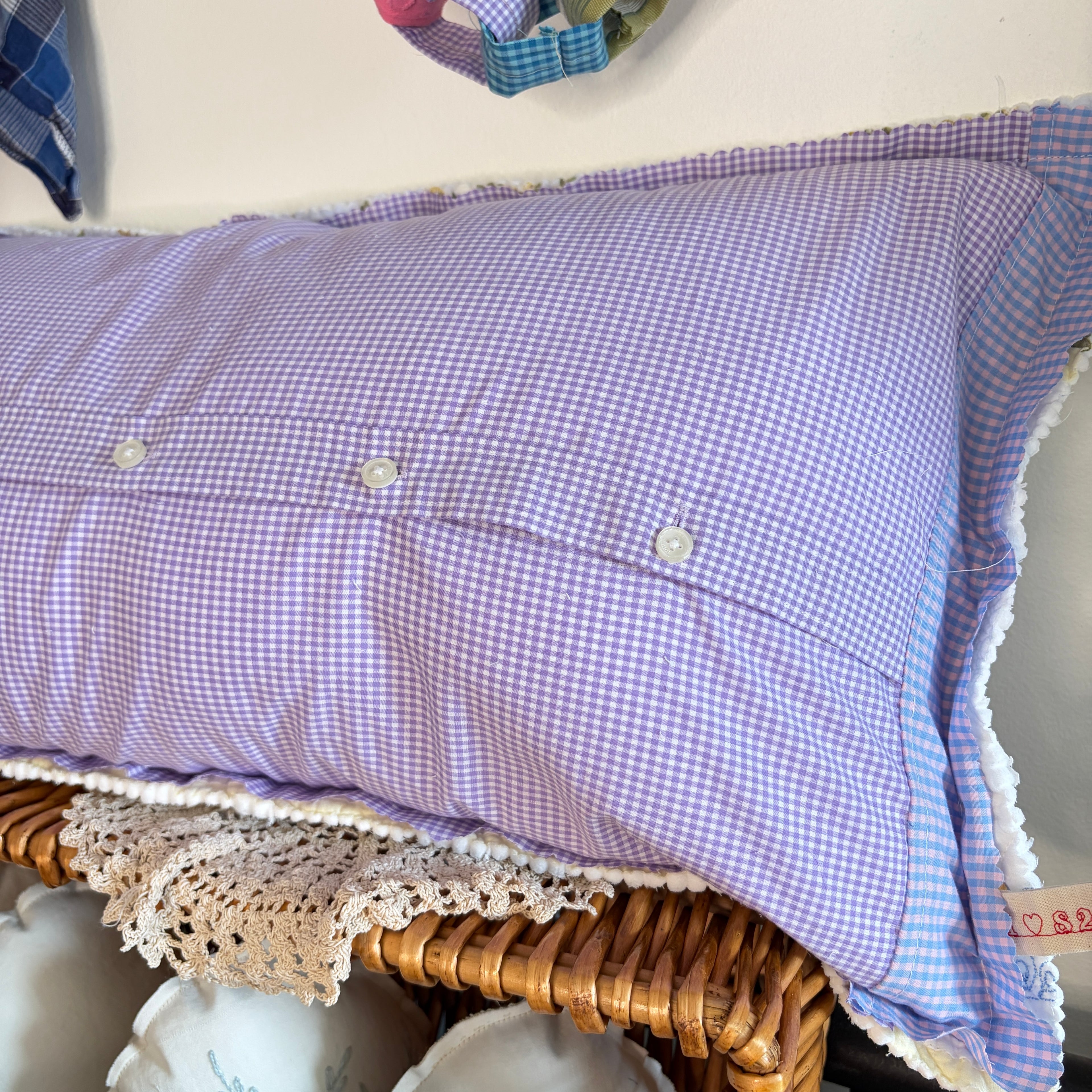 PILLOW Mama Appliquéd Word 24" Lumbar Pillow