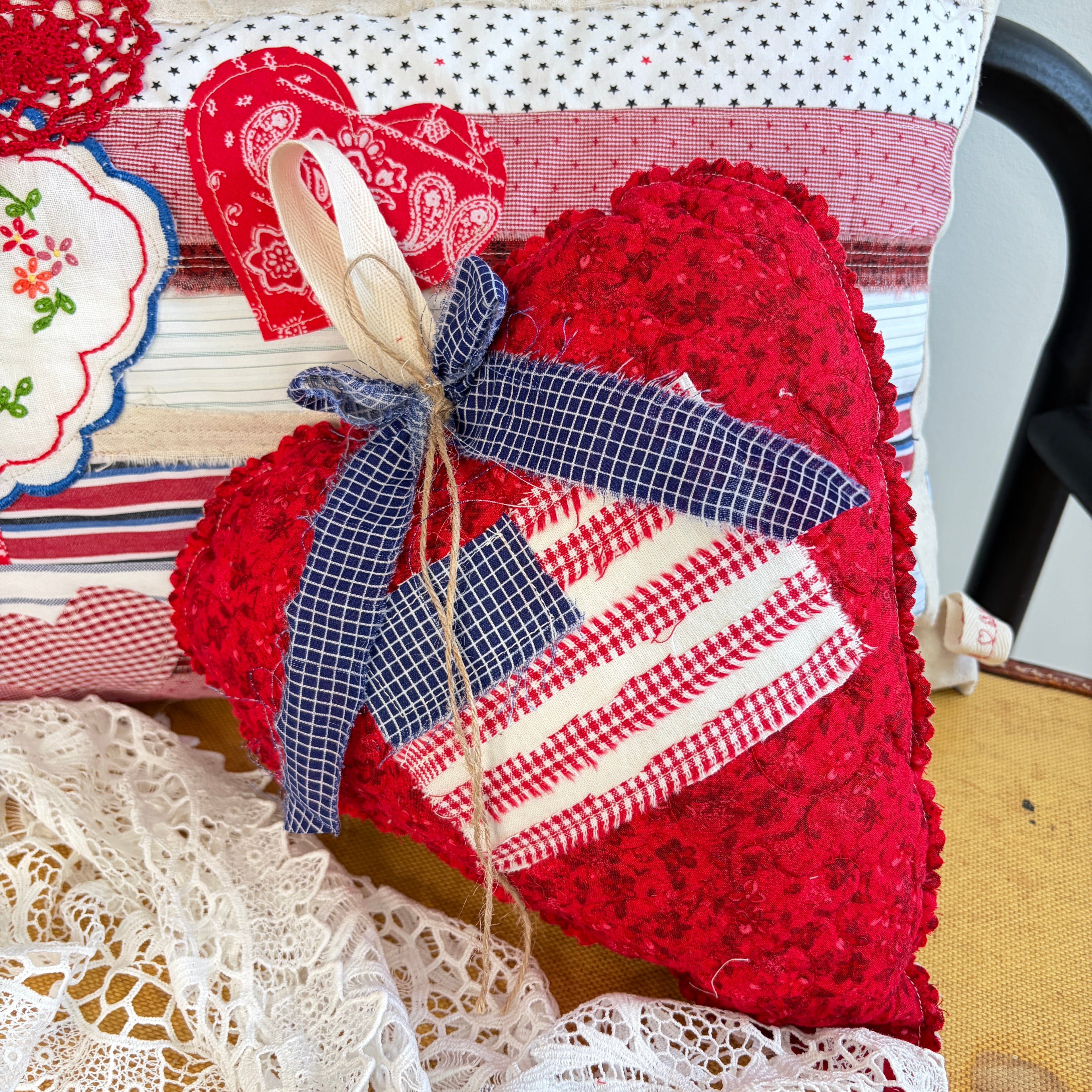 KNOB Quilted Heart Peg Rack, Knob Hanger, Small Home Door Decor
