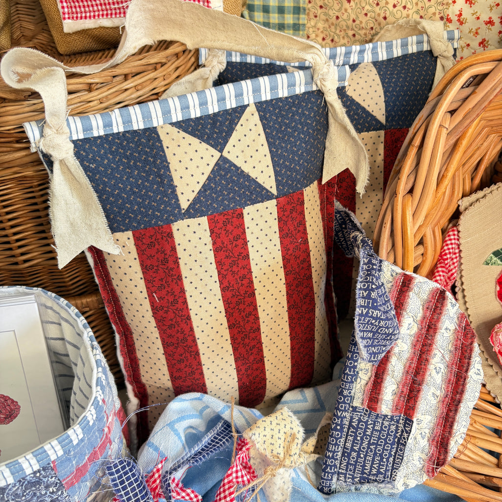 KNOB Quilted Vintage Americana Pieced, Knob Hanger, Door Decor