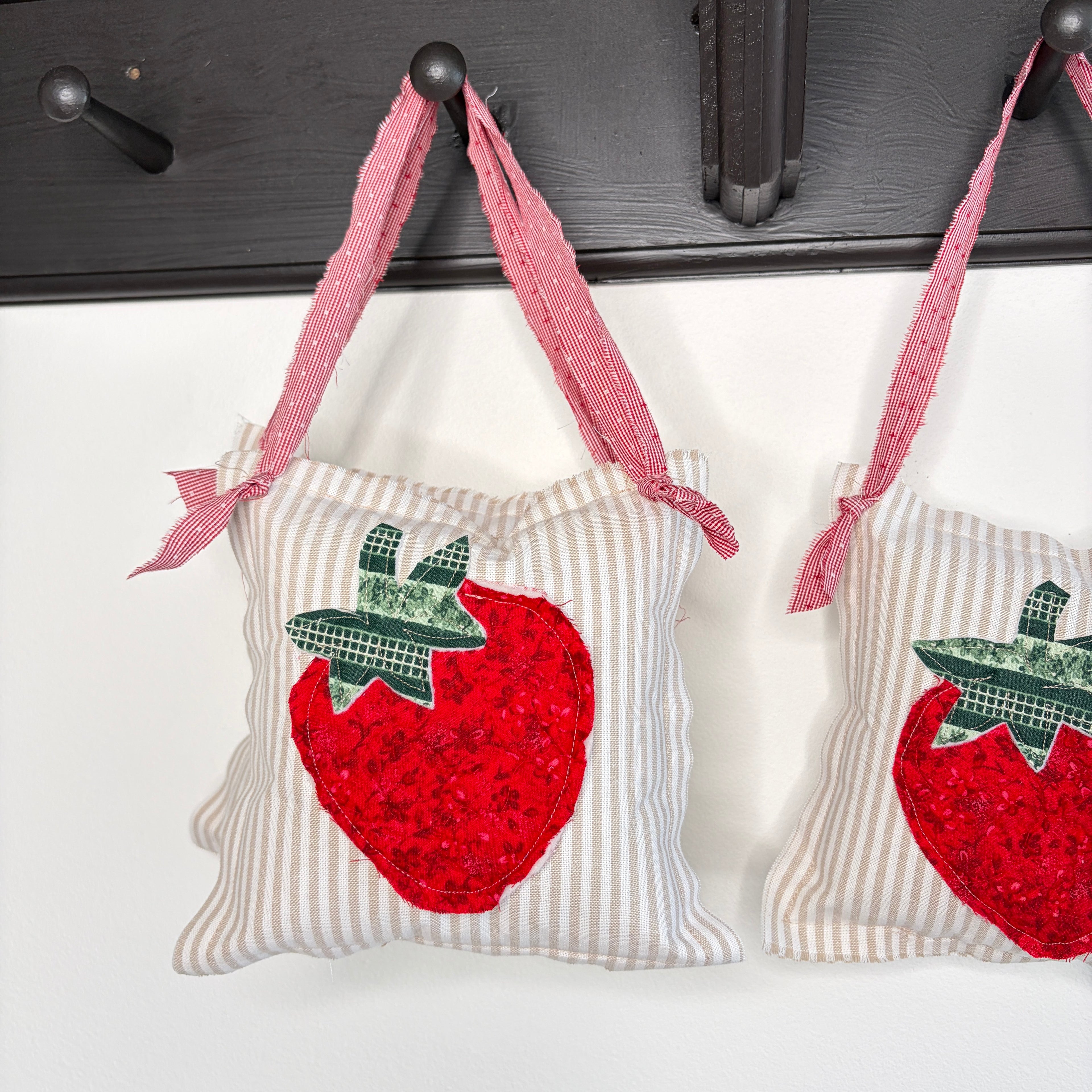 KNOB Stuffed Strawberry Puffs for Peg Rack, Knob Hanger, Small Home Door Decor
