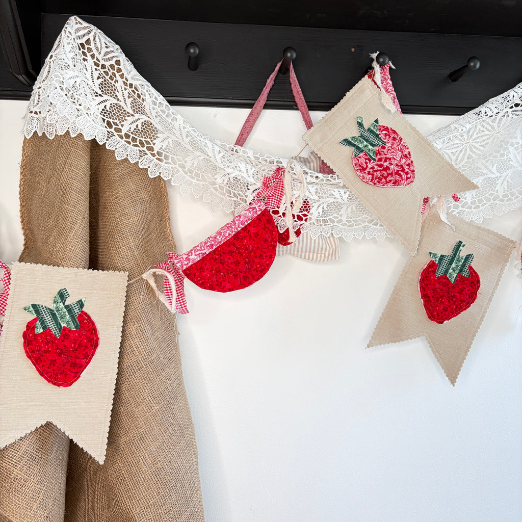 BUNTING Quilted Strawberry Banner Pennants, Vintage Red Style Garland