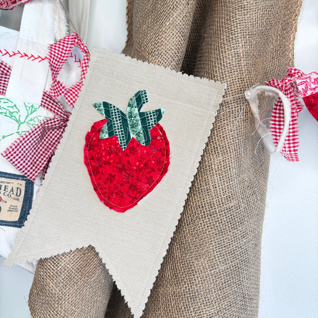 BUNTING Quilted Strawberry Banner Pennants, Vintage Red Style Garland