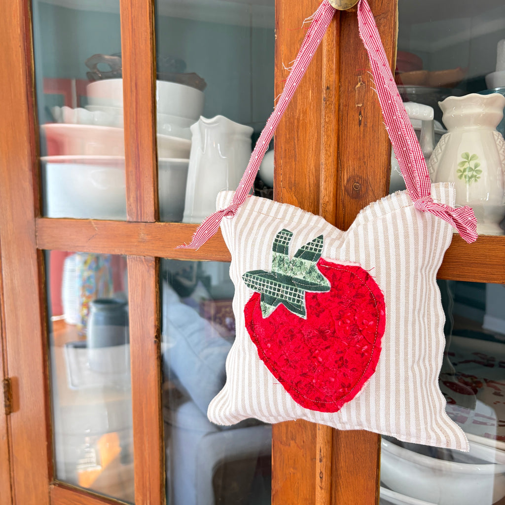 KNOB Stuffed Strawberry Puffs for Peg Rack, Knob Hanger, Small Home Door Decor