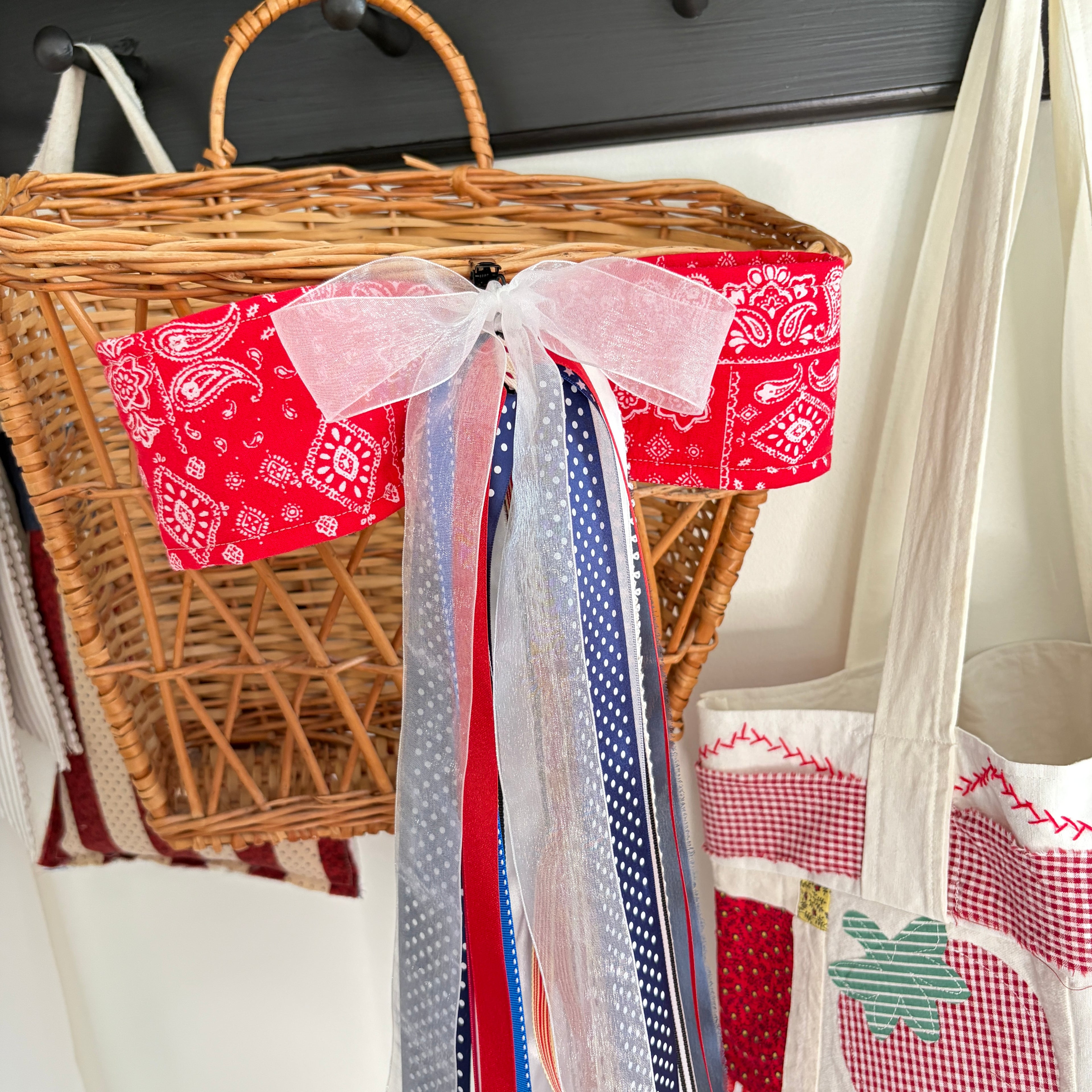 RIBBON Bow Ribbon Clip On