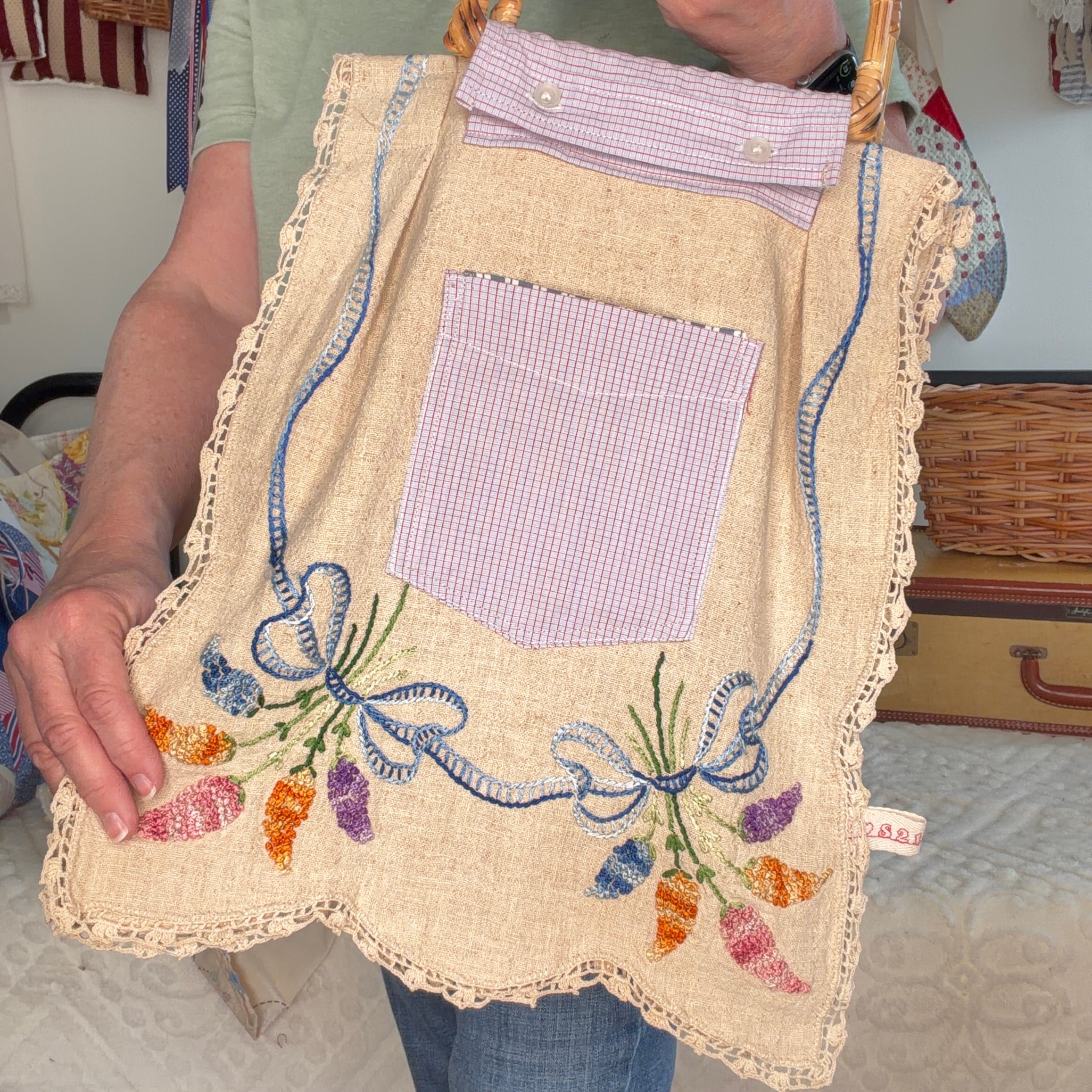 BAG Market Bag Vintage Tan Embroidered Linen with Removable Handles