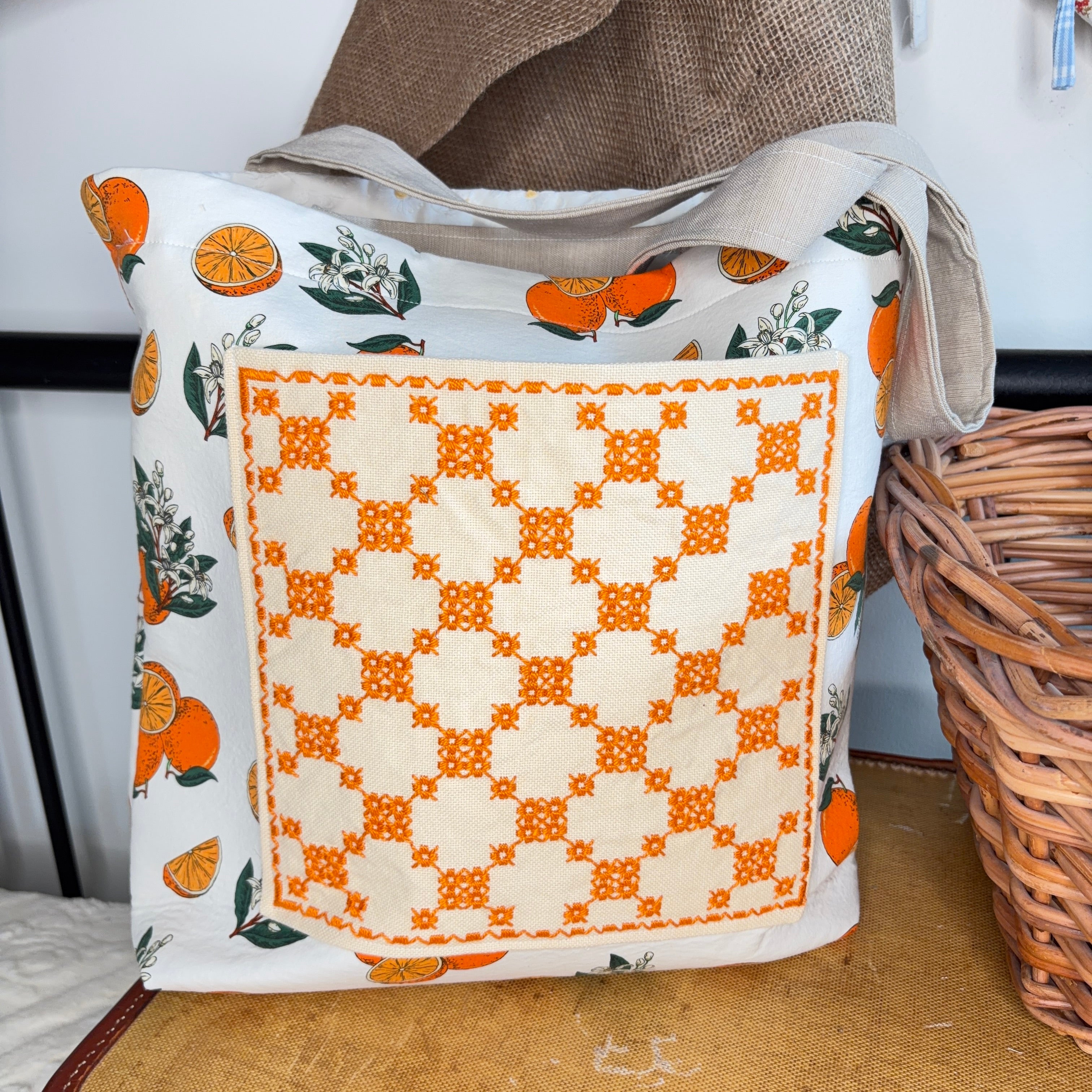 BAG Vintage Chicken and Oranges Lined Tote Bag, Market or Book Bag