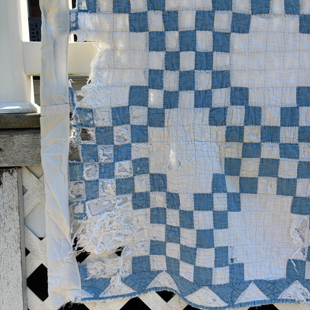 QUILT Cutter Blue and White Irish Chain
