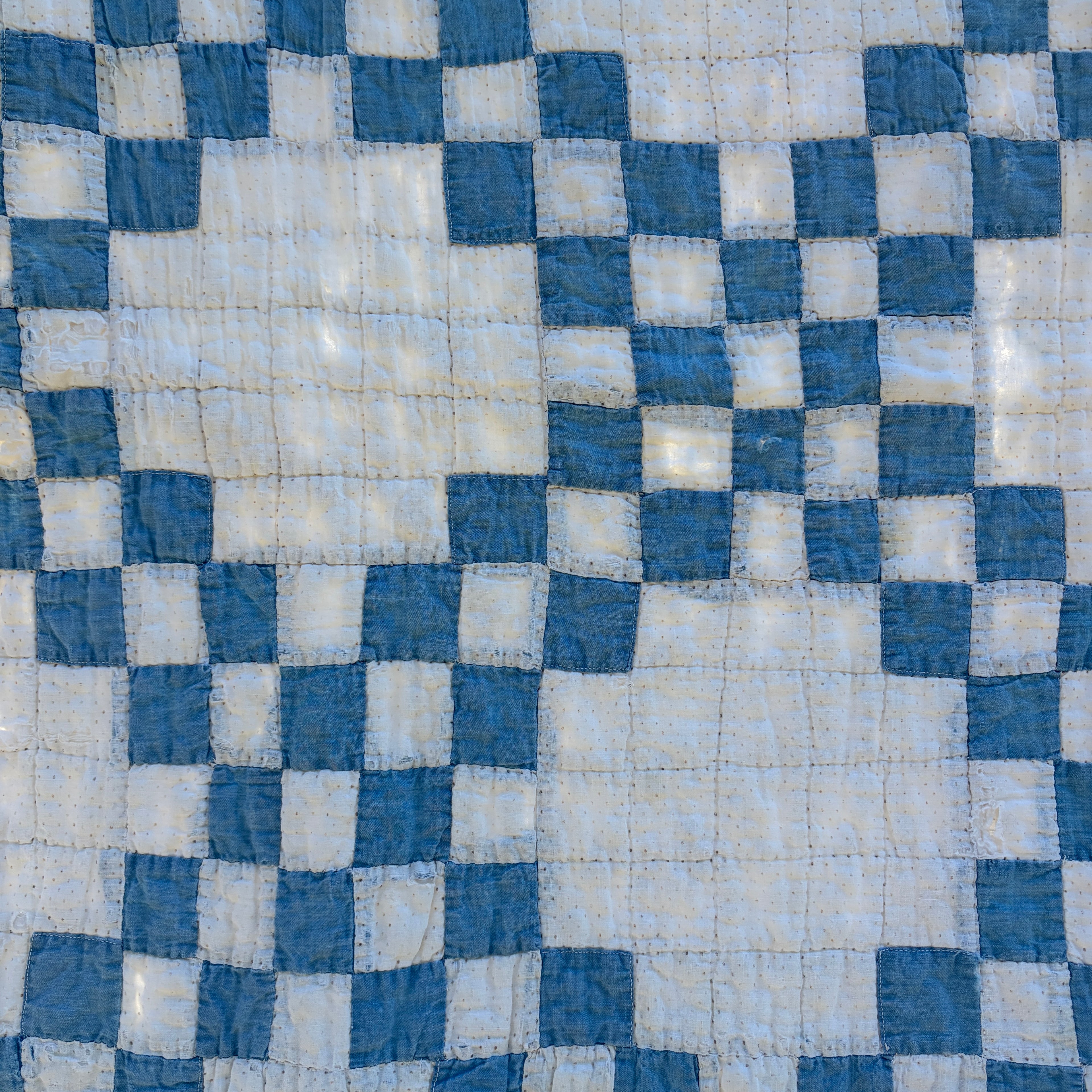 QUILT Cutter Blue and White Irish Chain
